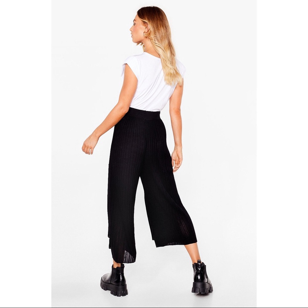 Knitted Ribbed Wide Culottes - Picture 3 of 6
